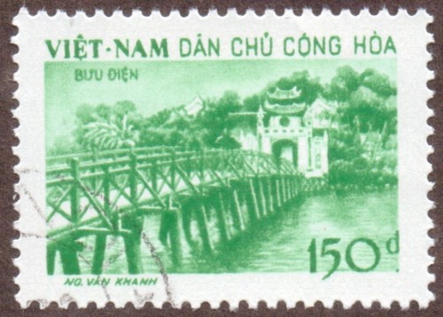 Vietnam-stamp-86u-North.jpg