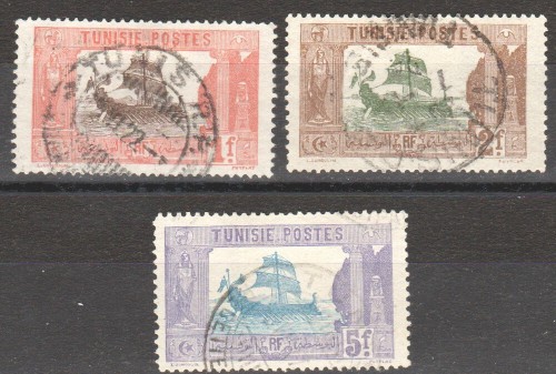 Tunisia-1906-Carthagininan-galley.jpg